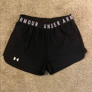 Under Armour Black Athletic Shorts Lightweight Elastic Waist